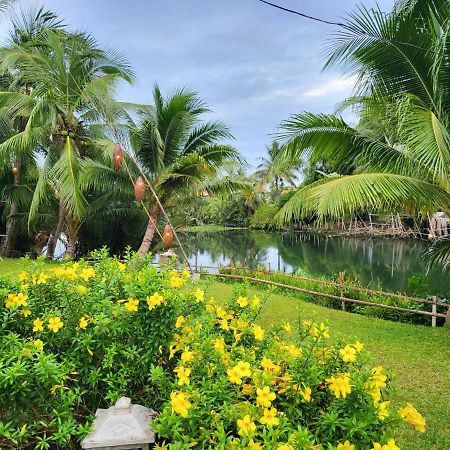 Riverside Bamboo Resort Hoi An Esterno foto