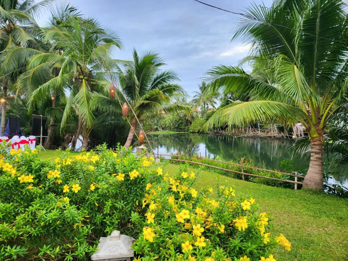 Riverside Bamboo Resort Hoi An Esterno foto