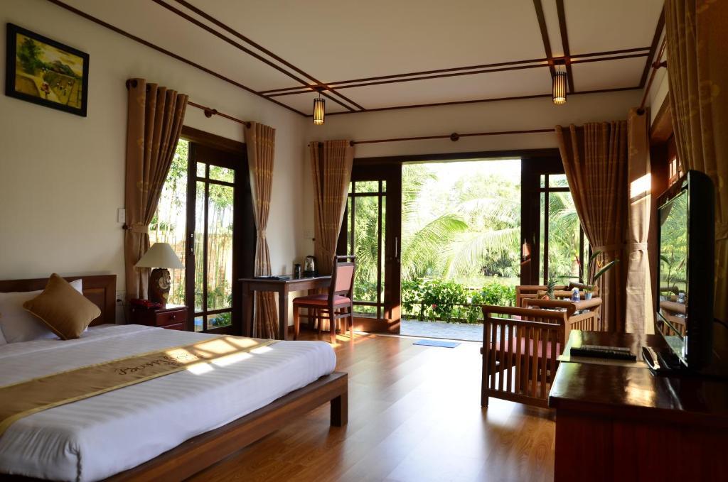 Riverside Bamboo Resort Hoi An Esterno foto
