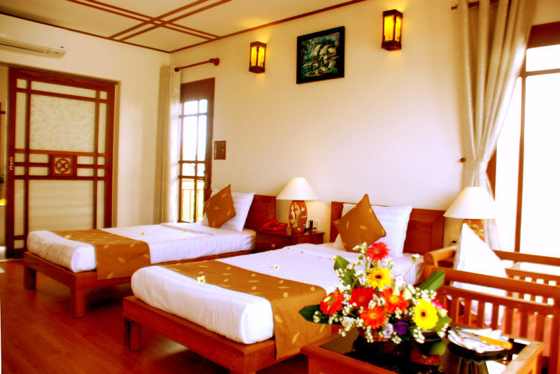 Riverside Bamboo Resort Hoi An Esterno foto